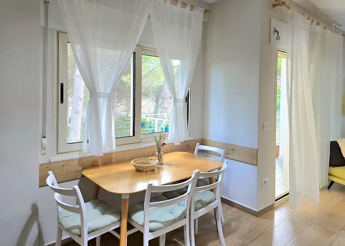 Sunny 145 * Plazhi San Pietro