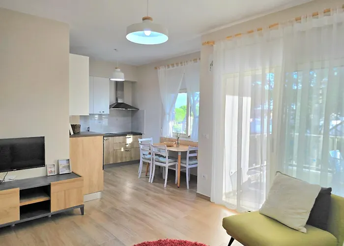 Daire Sunny 145 Plazhi San Pietro